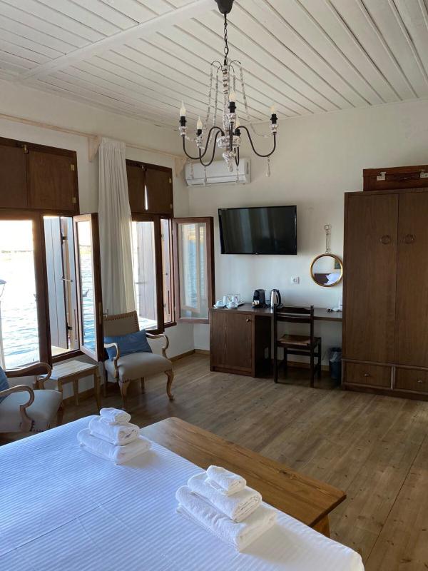Captain Vasilis Hotel - image 15