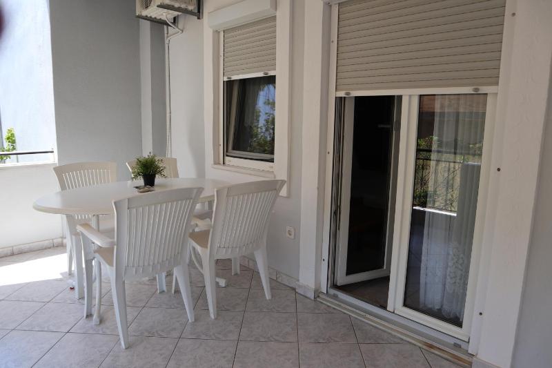 Standard Double or Twin Room image 3