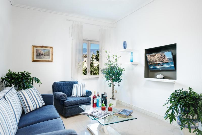 One-Bedroom Apartment image 1