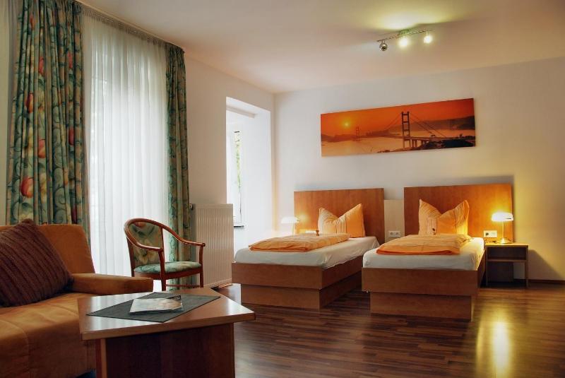 Standard Double Room image 1