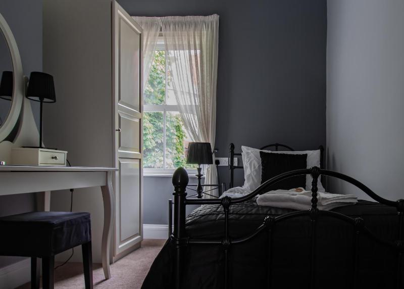Scotia House - Beautifully Presented Accommodation - image 36