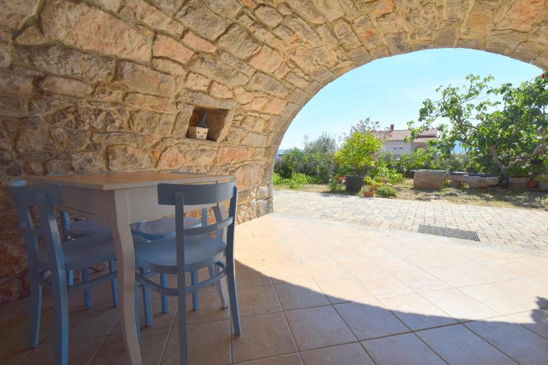 Studio Standard image 3