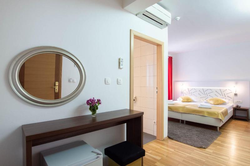 Standard Double or Twin Room - Annex image 4