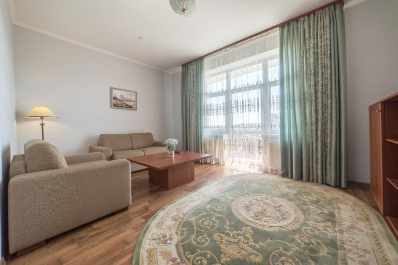 Suite image 3