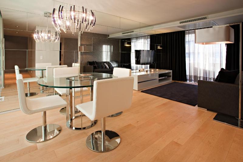 Superior Apartment (2 Adults) image 1