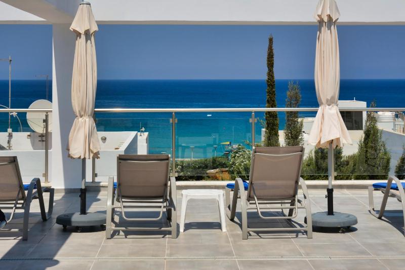 Seafront Protaras Apartments - image 1