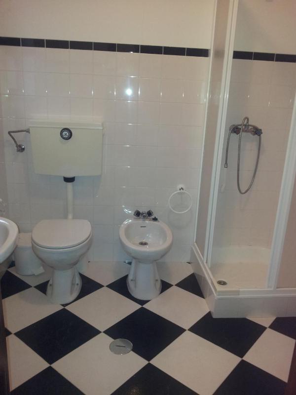 Deluxe Double Room with Extra Bed image 3