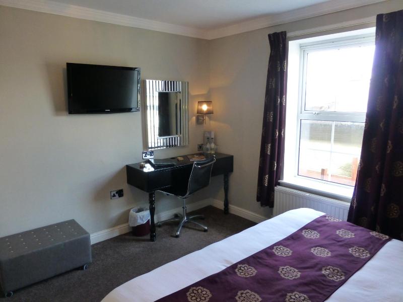 Double Room with Sea View image 4