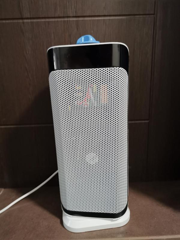 Standard Twin Room with Air Conditioning image 2