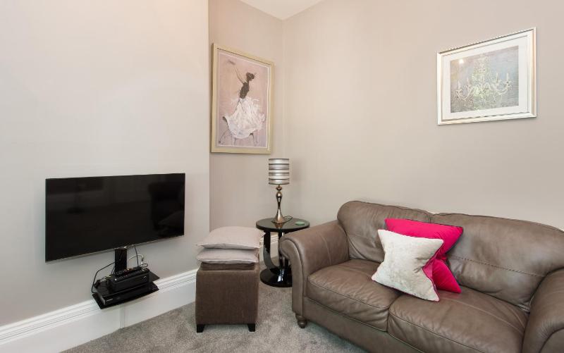 Albany House by Harrogate Serviced Apartments - image 33