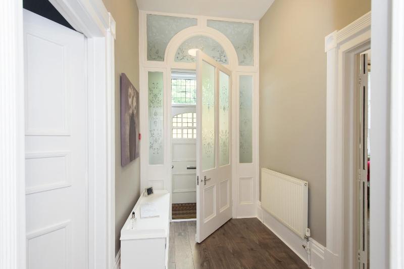 Albany House by Harrogate Serviced Apartments - image 28