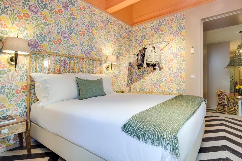 Vila na Praia Foz Luxury Apartments - image 15