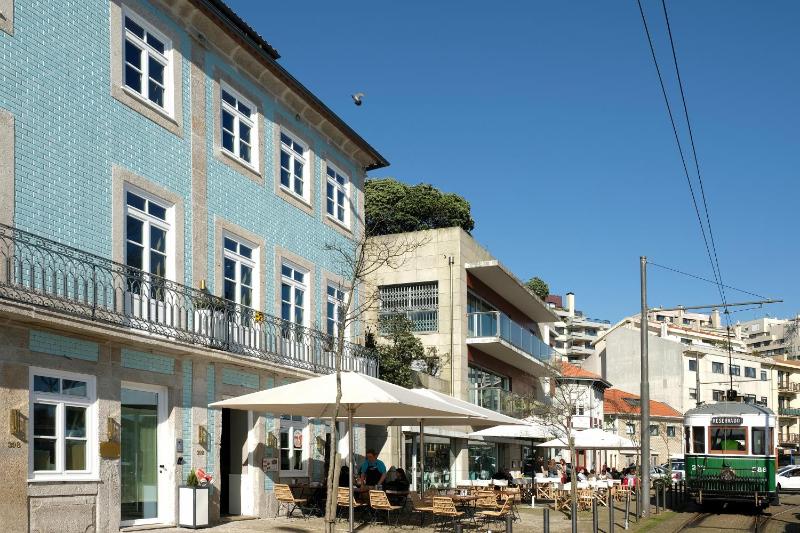 Vila na Praia Foz Luxury Apartments - image 16