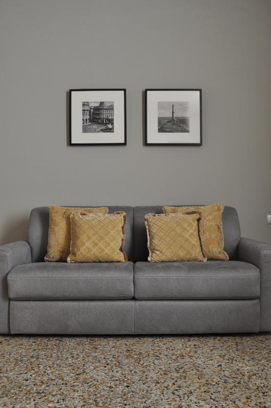 HNN Luxury Suites - image 6