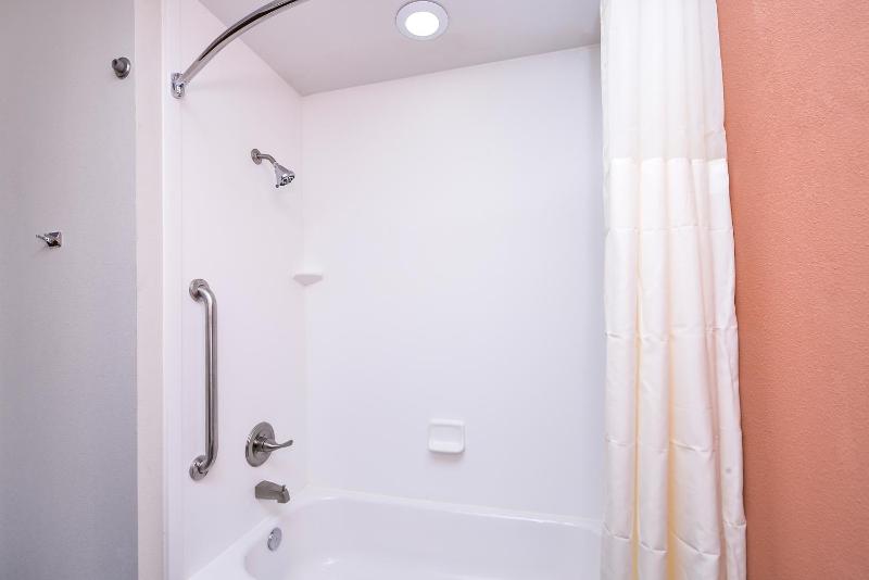 Sleep Inn & Suites Austin - Northeast - image 11
