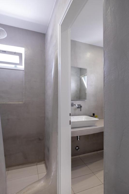 Two-Bedroom Apartment image 3