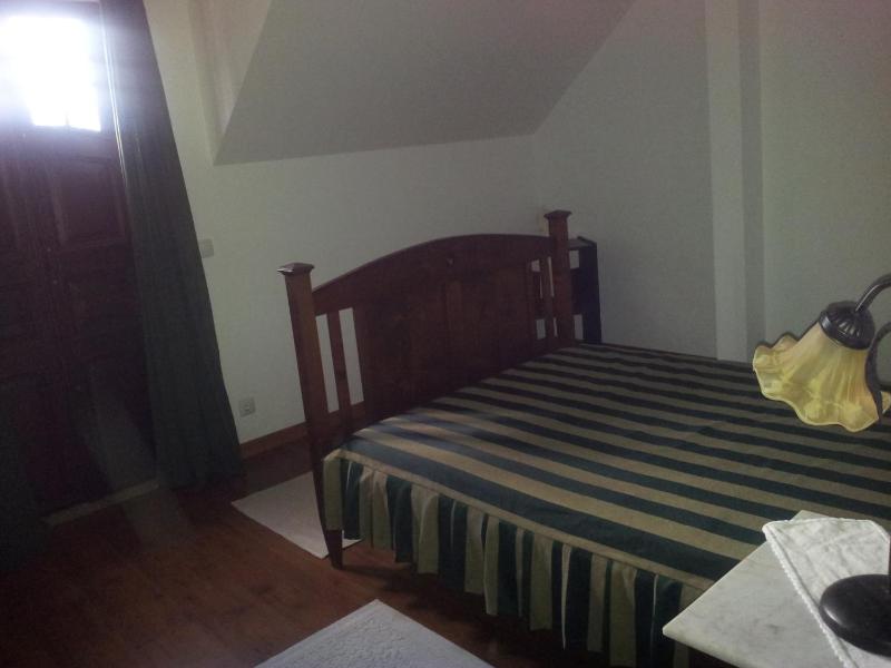 Standard Double Room image 3