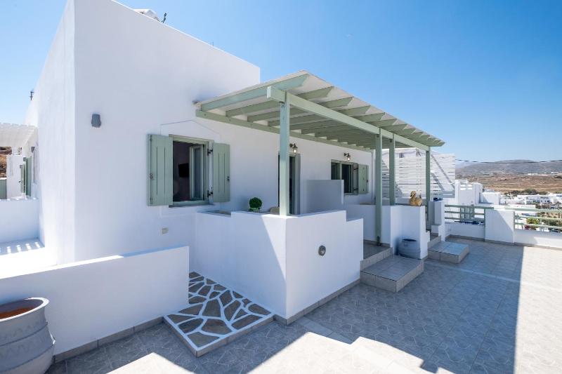 One-Bedroom Apartment with Sea View and Terrace image 3