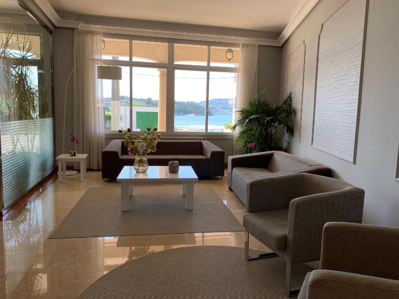 Hotel Combarro - image 16