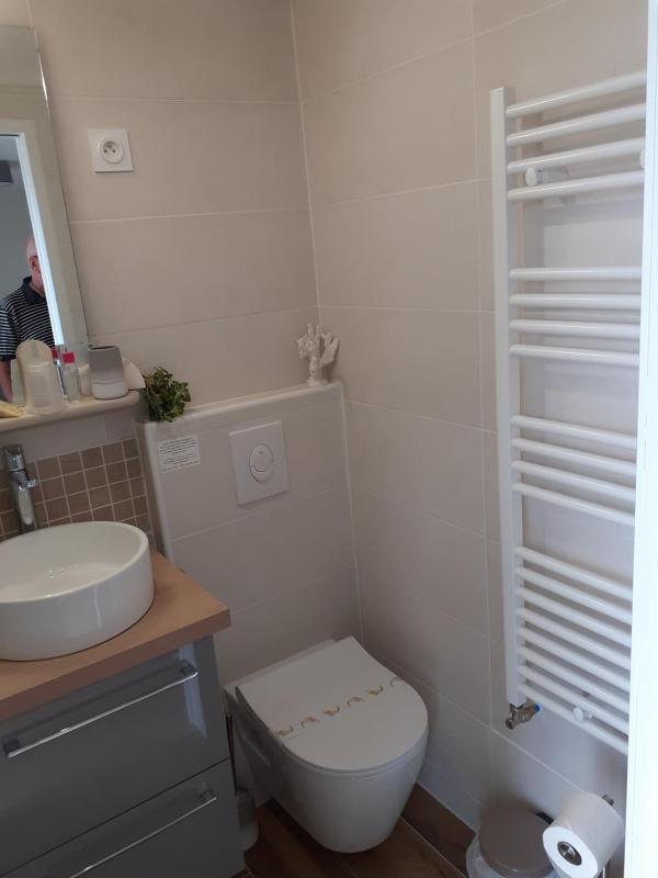 Double Room with Sea View image 3