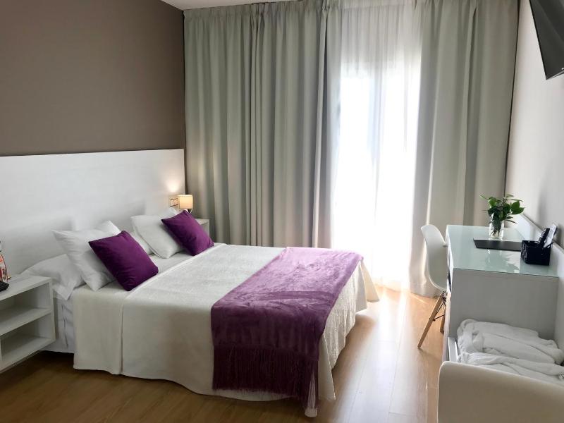 Superior Double Room image 1