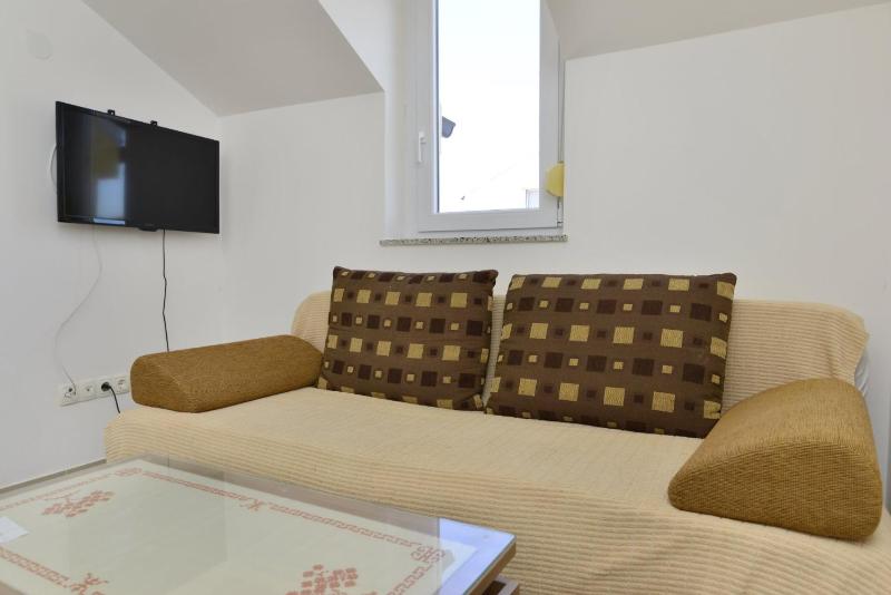 Standard Apartment image 2