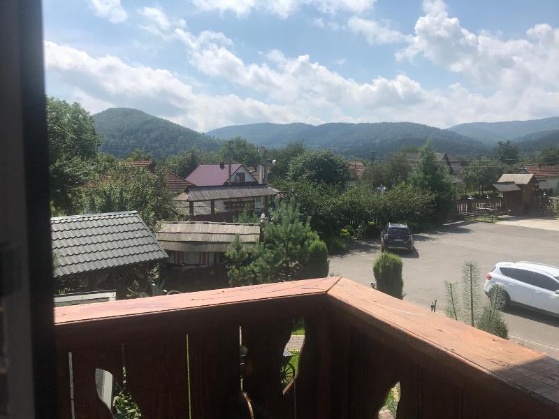 Suite with Mountain View image 1