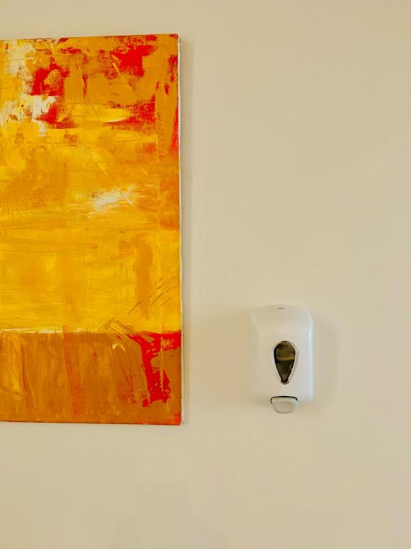 Twin Room with Shared Bathroom image 1