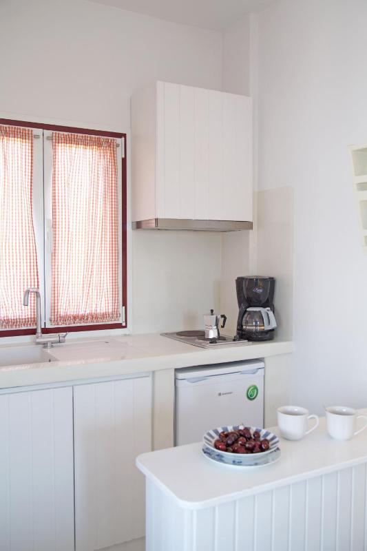 Studio with Sea View image 3