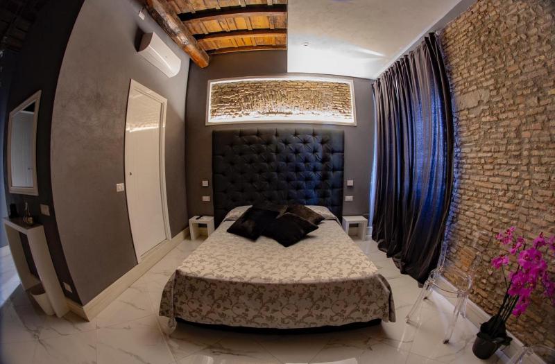 Rhome Luxury suite - image 10