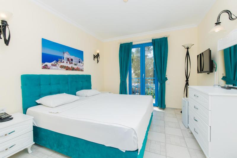Soothe Hotel - image 44