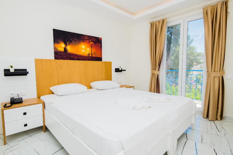 Soothe Hotel - image 41