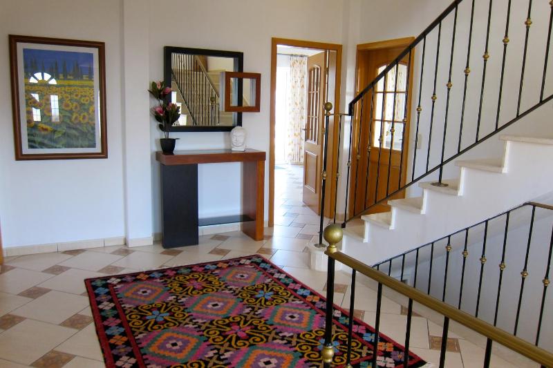 Heated Pool 6 Bedroom Private Villa in Center of Olhos de Água - image 6