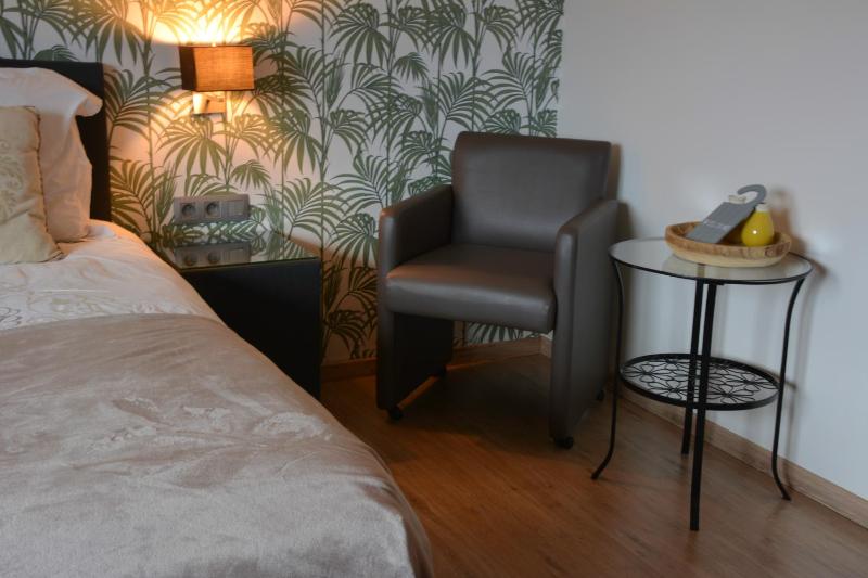 Deluxe Double Room image 3