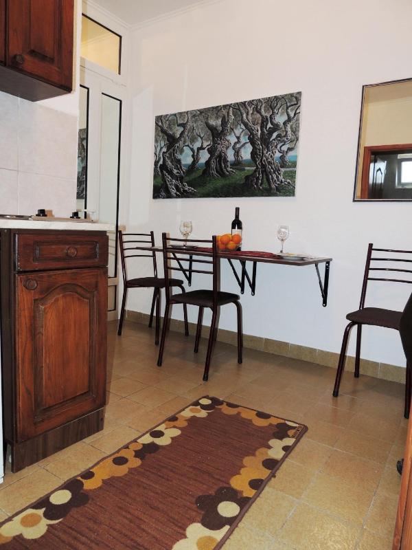 Two-Bedroom Apartment with Sea View image 2
