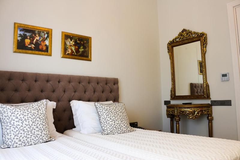 Standard Twin Room - Clio image 3