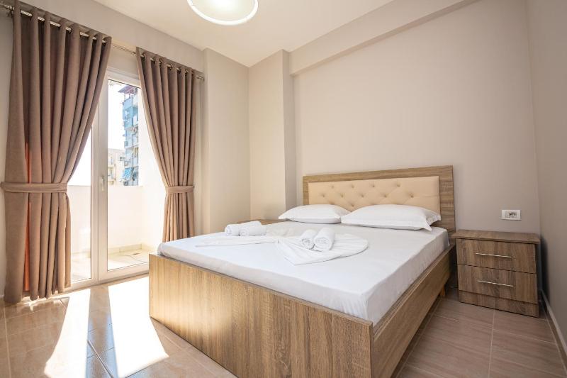 Three-Bedroom Apartment with Balcony (6 Adults) image 2