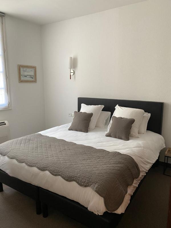 Double or Twin Room image 1