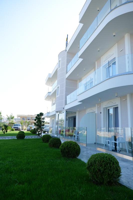 Blue Water Hotel Ksamil - image 11