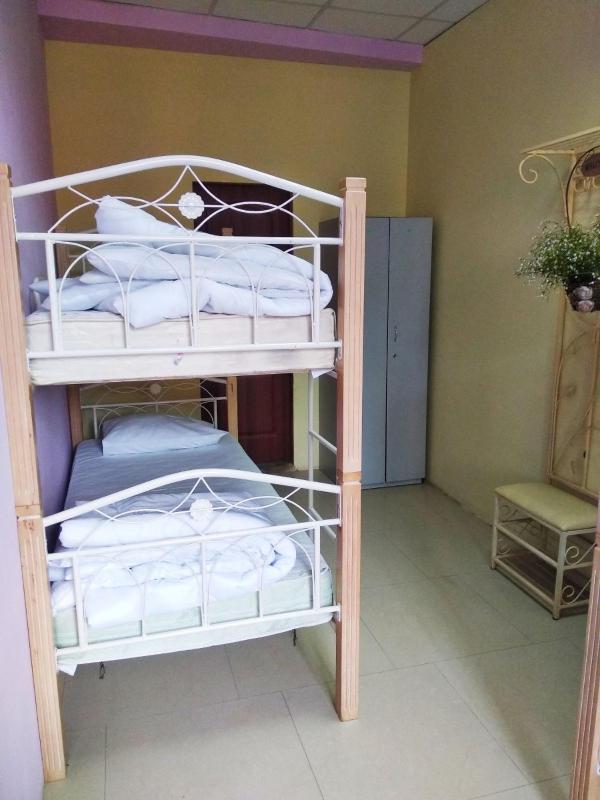 Economy Quadruple Room with Shared Bathroom image 4