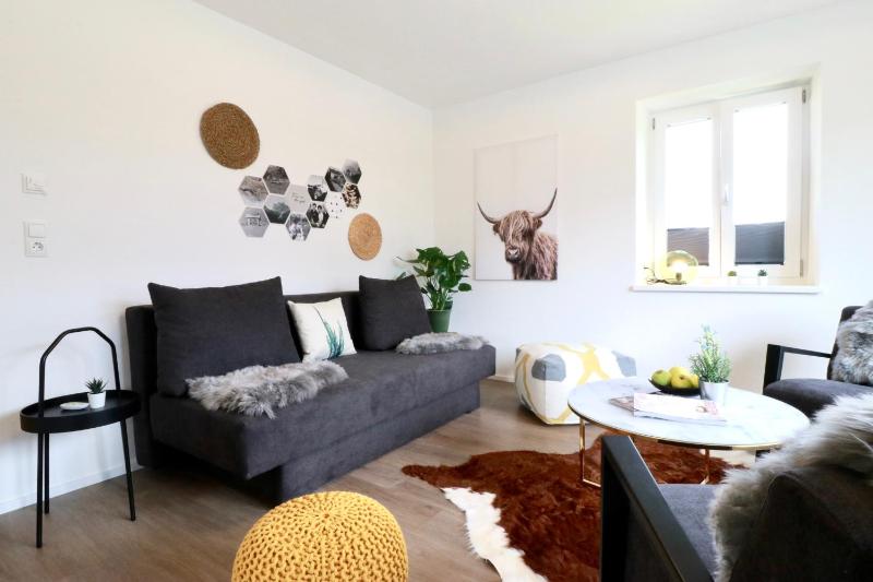 Apartment with Mountain View image 3