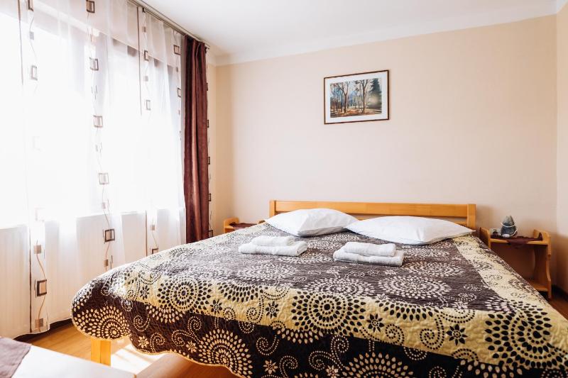 Double Room image 2