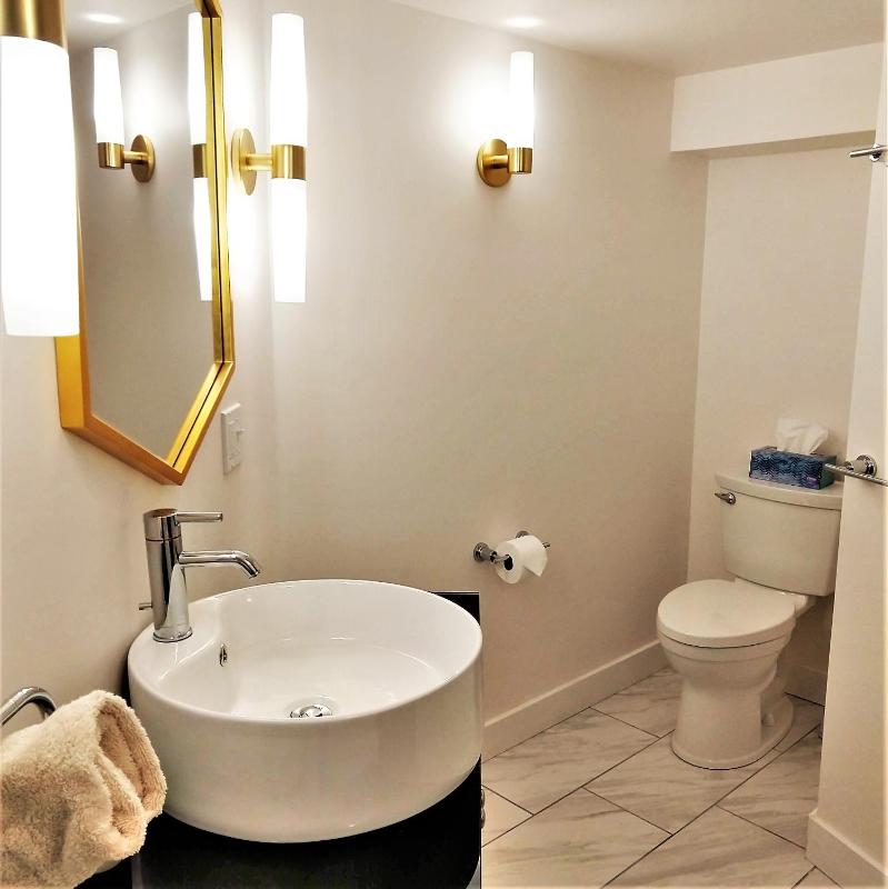 Bluebird Guesthouse - image 8