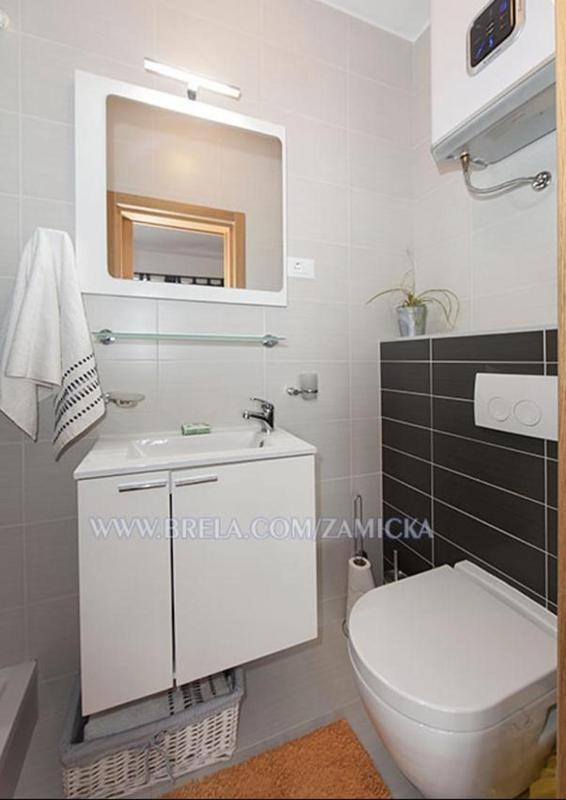 Triple Room with Balcony and Sea View image 1