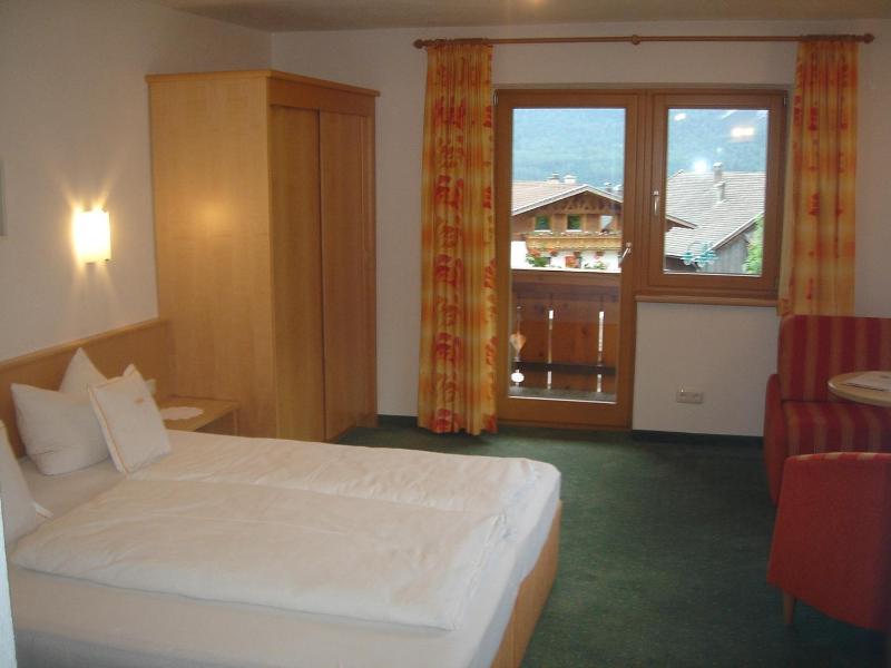 Comfort Double Room with Balcony Single Use image 1