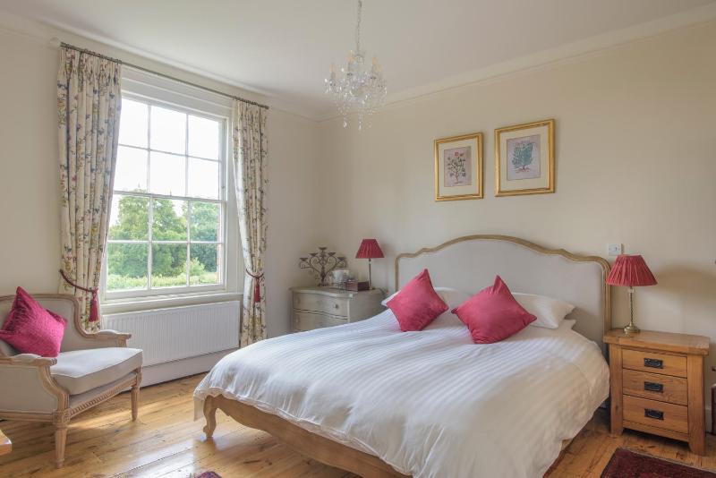 King Room image 1