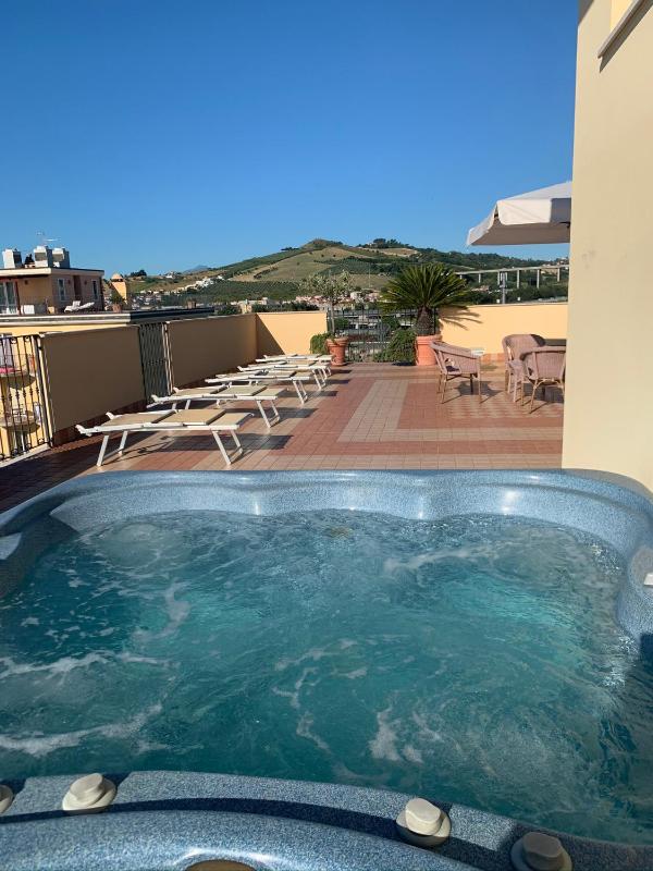 Hotel Bahia - image 25