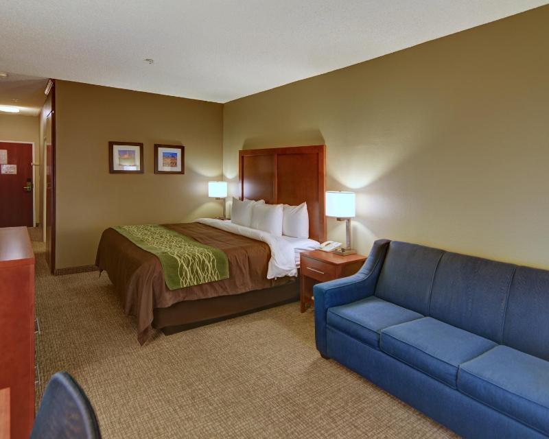 King Room - Non-Smoking image 2