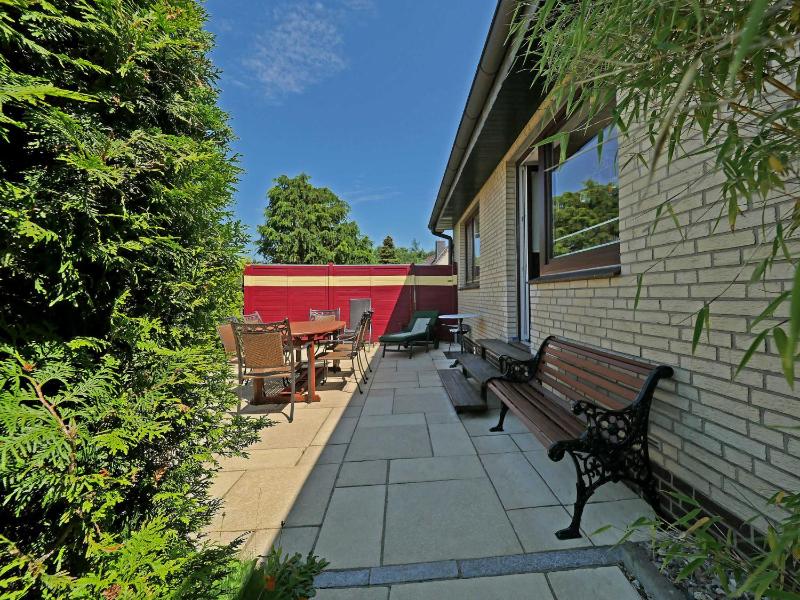 Two-Bedroom House image 3
