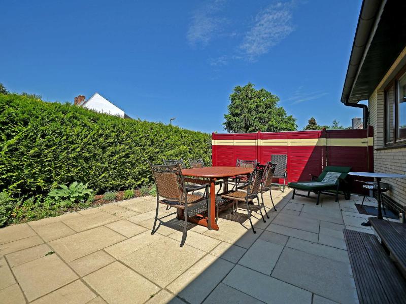Two-Bedroom House image 2